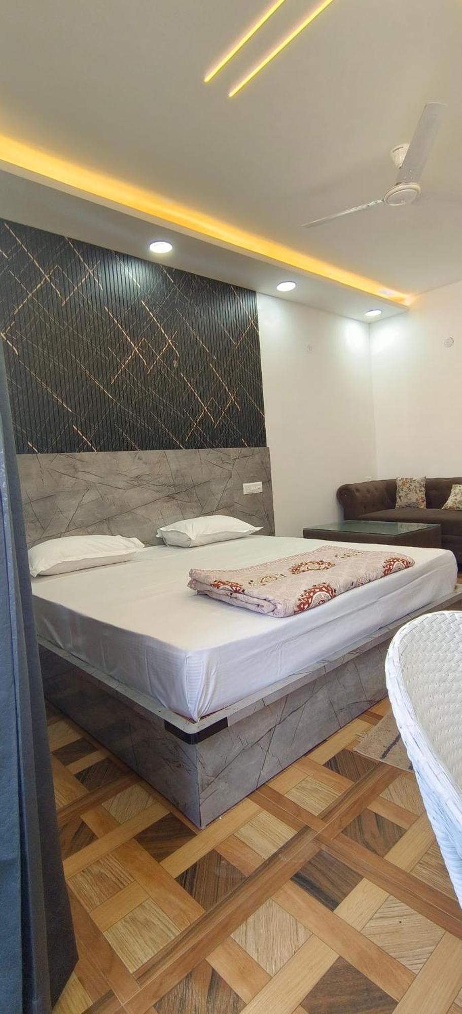 Aarohi Studio Hotels Ghaziabad Exterior foto